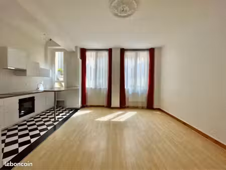 f2 rue leynaud
