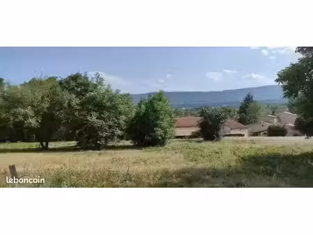 terrain 740 m² sisteron