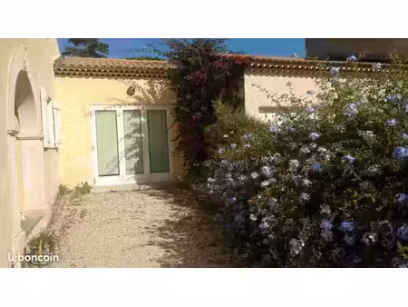 particulier loue maison studio/t1 indépendant meublé avec terrasse au calme absolu