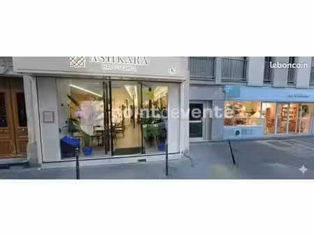 commerce beauté/coiffure 45 m²