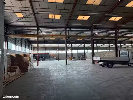entrepôt de a partir de 50m² et bureaux à louer aux portes de lyon