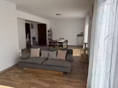 appartement 4 pièces 93 m²