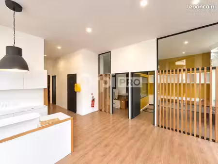 local commercial 375 m²
