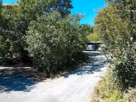 terrain non constructible 930 m2