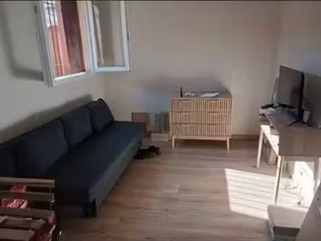 t2 meublé tout confort – la seyne-sur-mer – climatisation  wi-fi – disponible au 1er décem