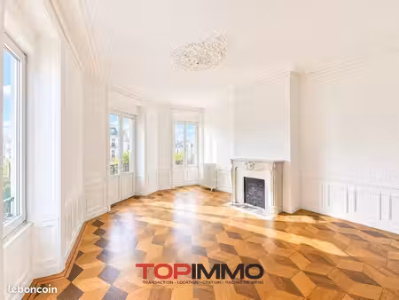 appartement 5 pièces 142 m²