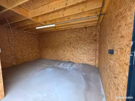 box / garage a louer