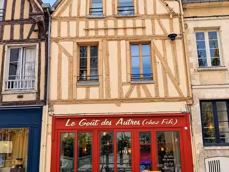 fonds de commerce 197 m² auxerre
