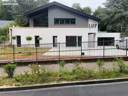 local commercial neuf bois guillaume