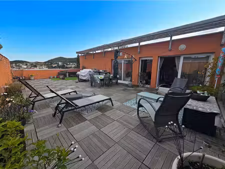 t3/4 de 98m² avec terrasse de 85m²