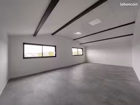 local 100 m² rodez