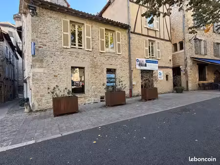 local commercial 80m2