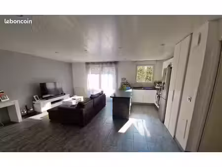 location appartement t2 sainte genevieve des bois