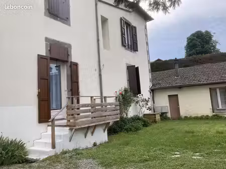 studio meublé 30 m2 tt confort prox hôpital gare