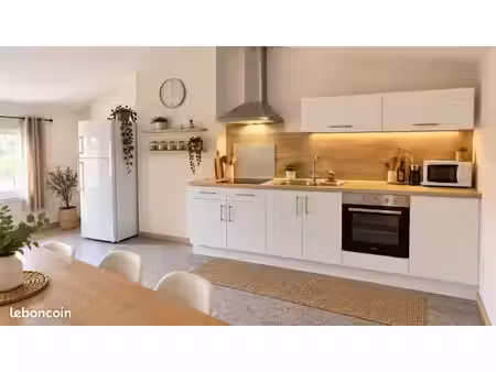 maison composée de 3 logements
