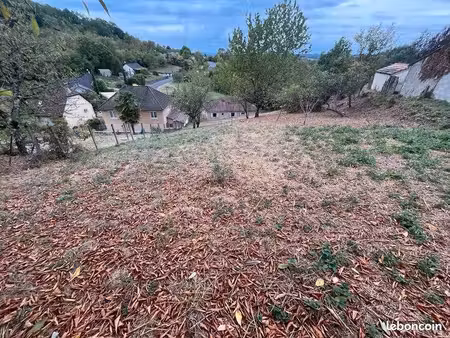 terrain 1 207 m² meyssac