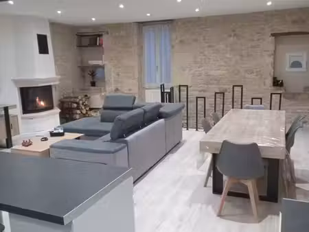 maison atypique de 111m2  entièrement rénovée  en centre ville