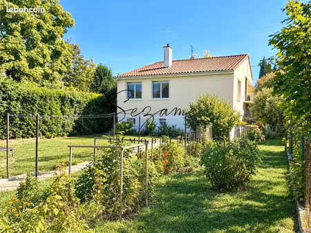 angoulême st martin - agréable maison indépendante f4 avec gd jardin clos