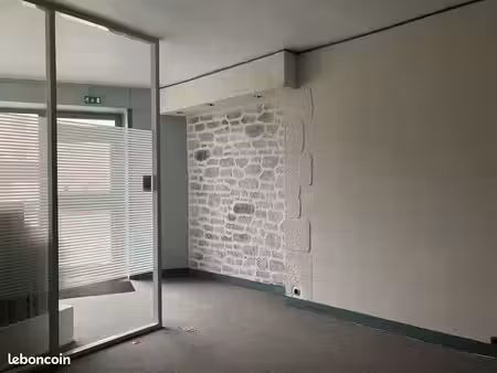 local commercial 39 m² vierzon 18100 quartier centre ville rue commerçante