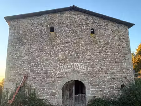 grange en pierre de caractère