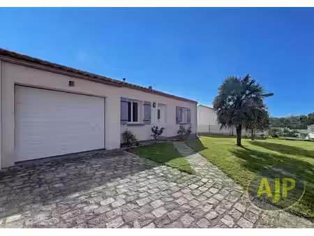 maison à st révérend à 10 km de st gilles croix de vie
