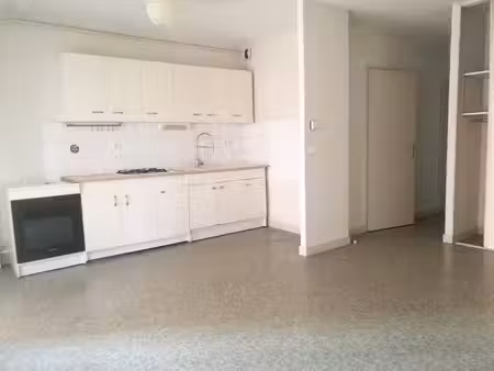 appartement t2 centre ville 565 € cc ref.: la2243