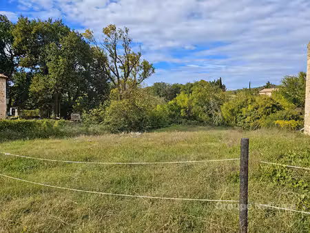 terrain de 1120 m² - vallée de la cèze