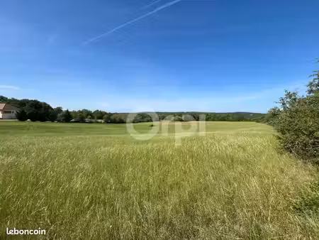 terrain 2 543 m² chasteaux