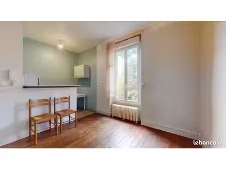 studio 1 pièce 22 m²
