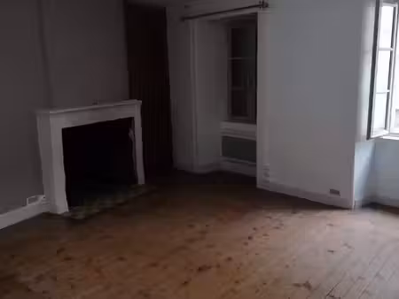 location maison de ville proche du centre ville et des écoles