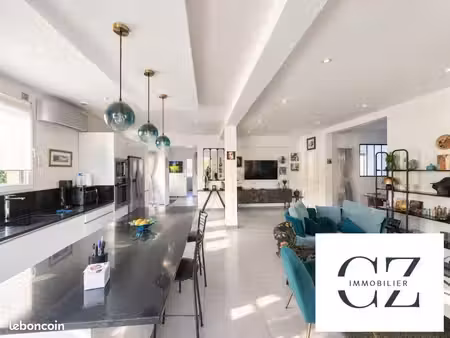 maison 6 pièces 165 m²
