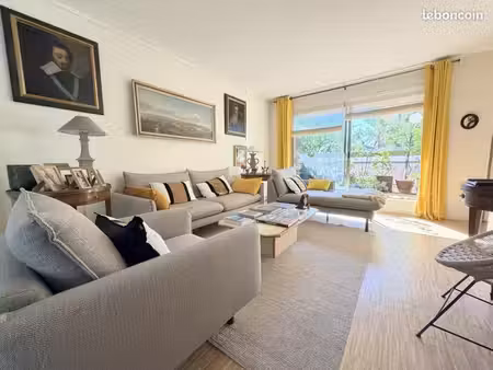 duplex 4 pièces 105 m²
