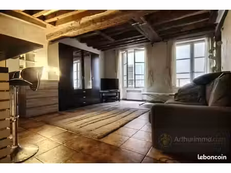 studio 1 pièce 33 m²