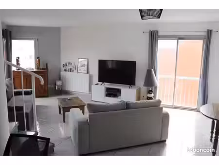bel appartement type 3 romans/isère