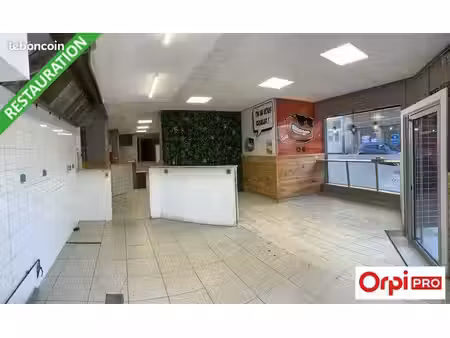 local commercial 200 m²