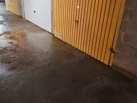 garage fermé rive gauche grau-du-roi