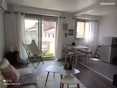 vendons beau p 2 ascenceur terrasse clim  hyper centre ales