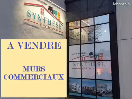 murs commerciaux 764 m² saintes