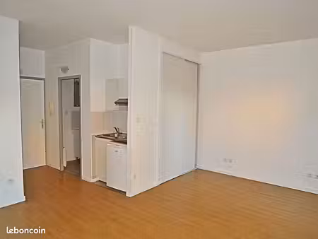 appartement 1 pièce 28 m²