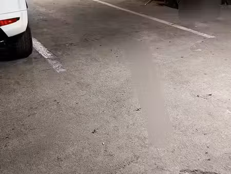place de parking sous-sol sécurisé 8500