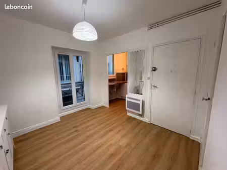 t2 rénové 38 m²