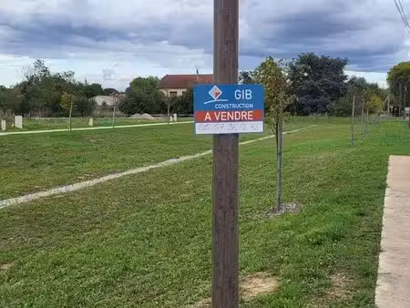 terrain à bâtir de 900 m² à baziege (31)
