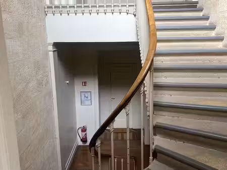 bureaux 64 m² bordeaux