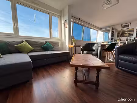 appartement cergy grand centre – 77 m² rénové – séjour 29 m² – parking – 3e chambre possib
