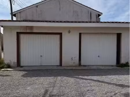 garage 25m2 + rochelle