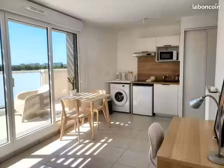 studio 25m² • tours sud • proche universités et transports