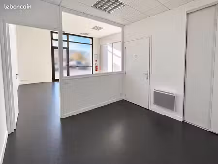 bureaux 49 m² brest