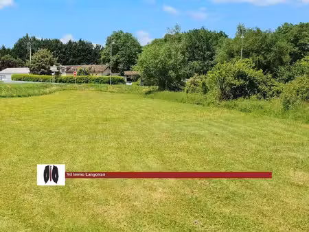 terrain 1281 m² targon