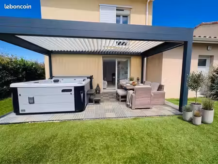 ? maison familiale 4 chambres / spa et pergola bioclimatique à