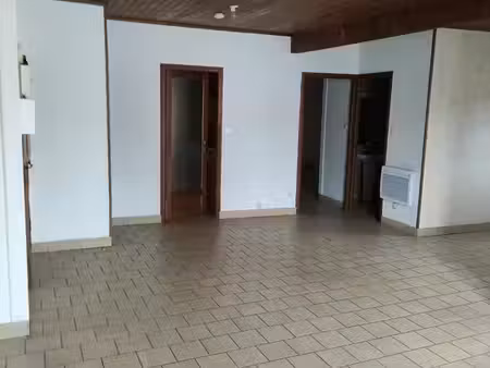 grand appartement 100 m2 + dépendance100 m²
